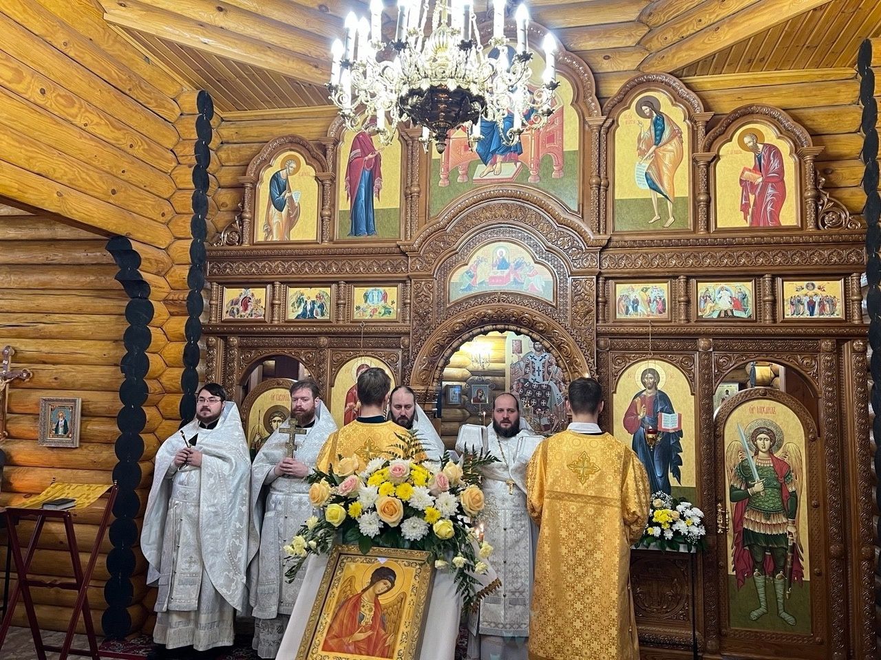 Настоятель храма принял участие в Престольном празднике Михайловского храма в городе Нефтеюганске
